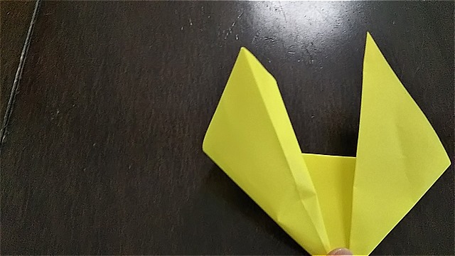 ４枚の折り紙で作るリースの折り方～手順～ (10)