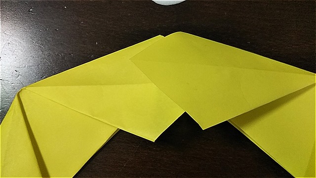 ４枚の折り紙で作るリースの折り方～手順～ (15)