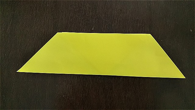 ４枚の折り紙で作るリースの折り方～手順～ (7)