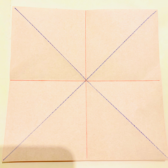 9月の折り紙 トンボが飛ぶ！折り方作り方1
