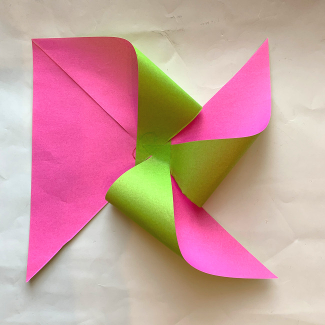 折り紙の風車の作り方 (11)