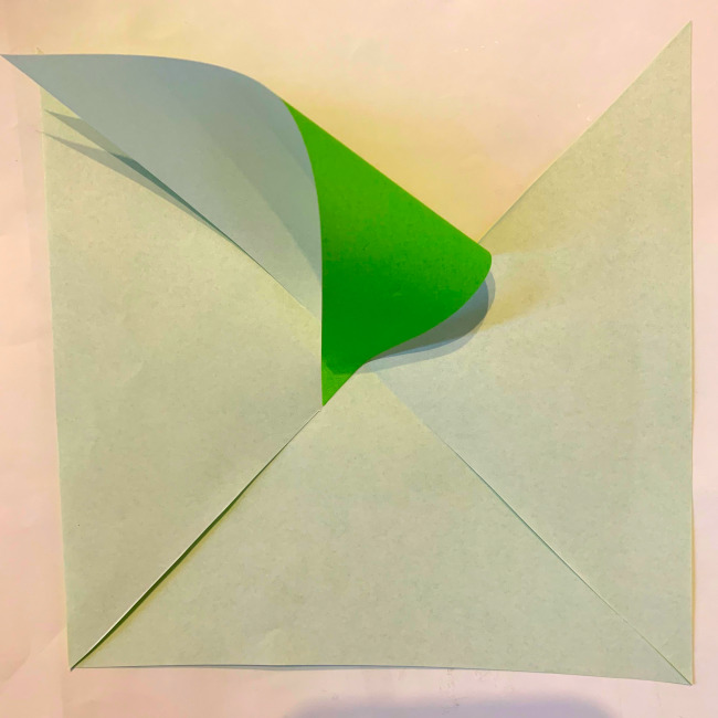 折り紙の風車の作り方 (9)