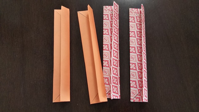 コスモスを使った秋の折り紙ディスプレイの作り方