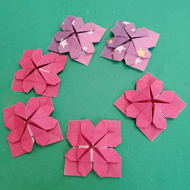 折り紙のくす玉は簡単 ミニ6枚でつくる作り方 クローバー ハート 色々なアレンジ 子供と楽しむ折り紙 工作