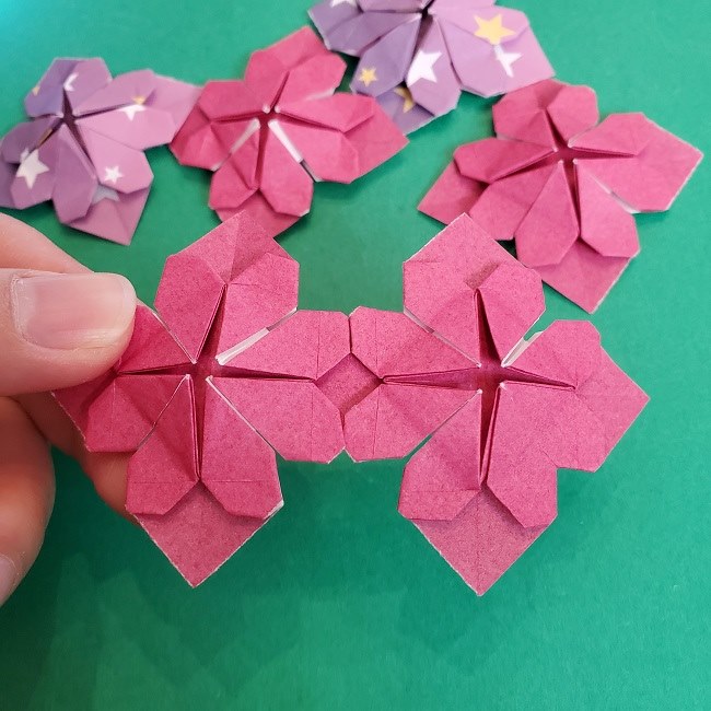 折り紙のくす玉は簡単 ミニ6枚でつくる作り方 クローバー ハート 色々なアレンジ 子供と楽しむ折り紙 工作