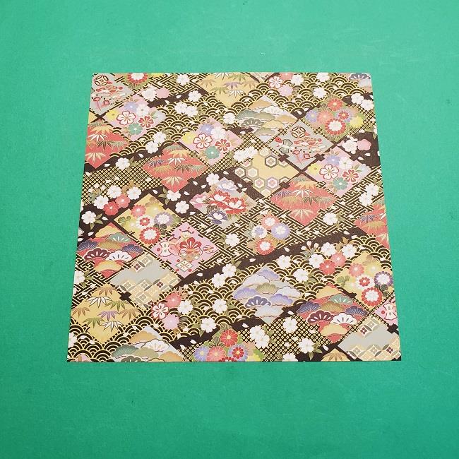 折り紙【1月の壁掛けフレーム】の作り方 (1)
