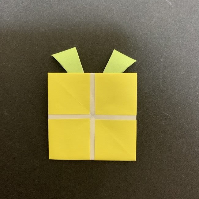 折り紙のプレゼントボックス(平面)：折り方作り方 (16)