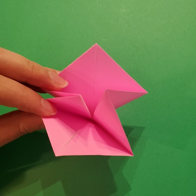 4月の折り紙 チューリップ(立体)の花＊作り方折り方 (17)