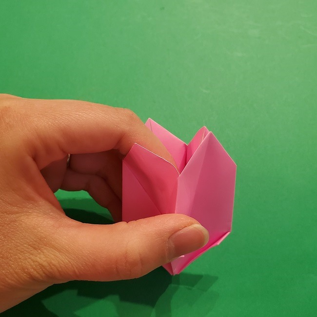 4月の折り紙 チューリップ(立体)の花＊作り方折り方 (27)