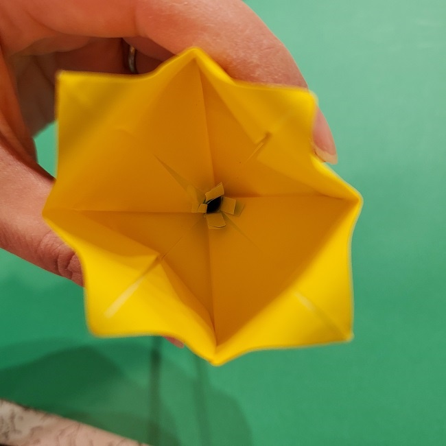 チューリップの折り紙 4歳児とつくった茎・葉(立体)の作り方 (19)