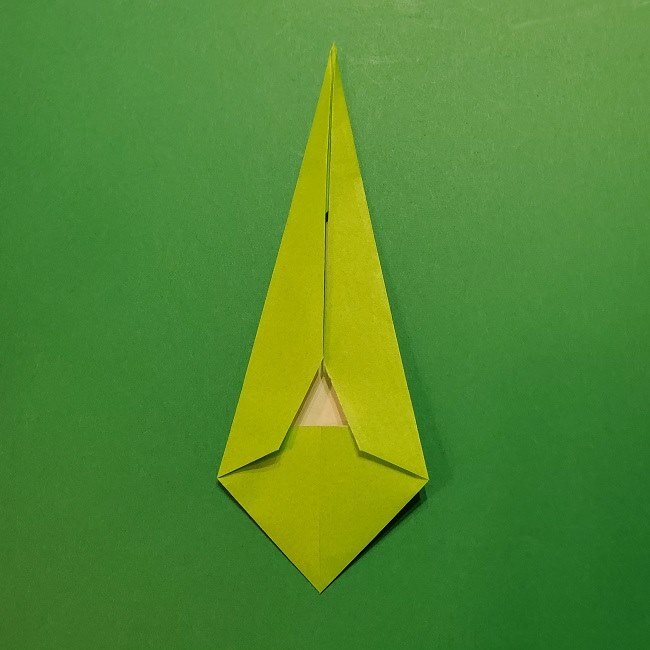 チューリップの折り紙 4歳児とつくった茎・葉(立体)の作り方 (28)