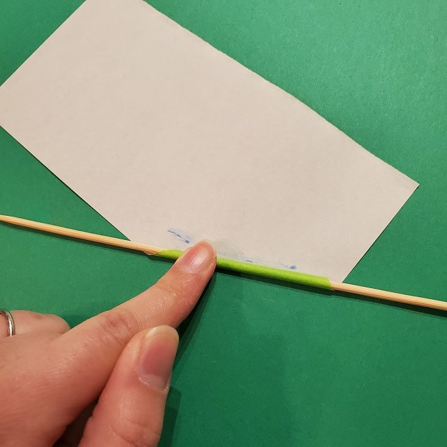 チューリップの折り紙 4歳児とつくった茎・葉(立体)の作り方 (6)