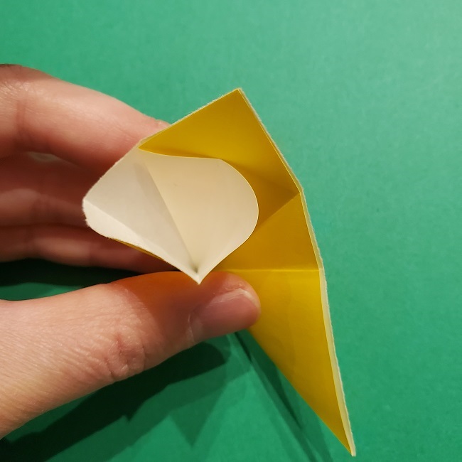 折り紙 チューリップのリースの作り方 (11)