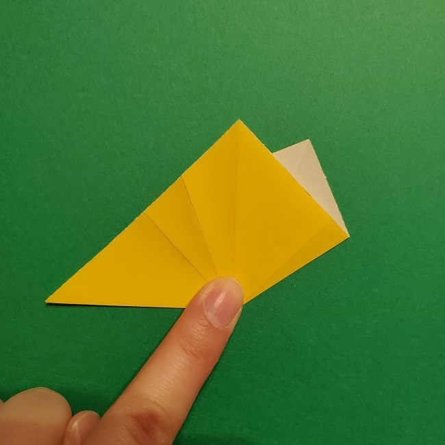 折り紙 チューリップのリースの作り方 (14)