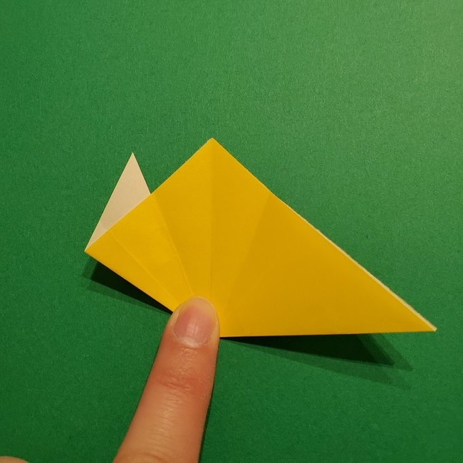 折り紙 チューリップのリースの作り方 (18)