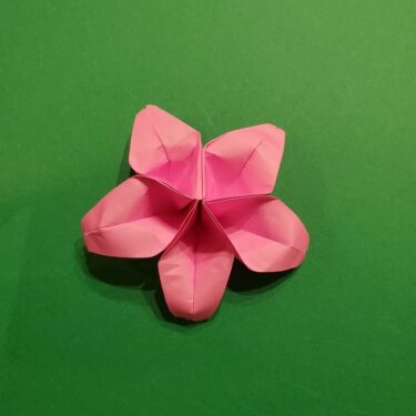 折り紙 桜(立体・1枚)の作り方折り方★少し難しい豪華な花に挑戦！