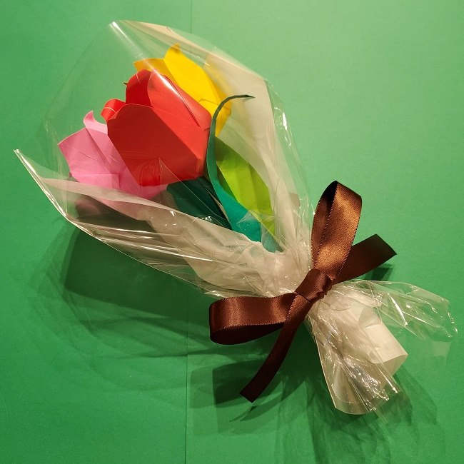 折り紙の花束(子供にも!)立体的なチューリップブーケの作り方 (13)