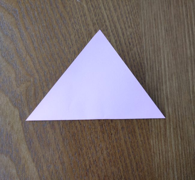 折り紙の桜 5枚でも簡単な折り方切り方 (2)