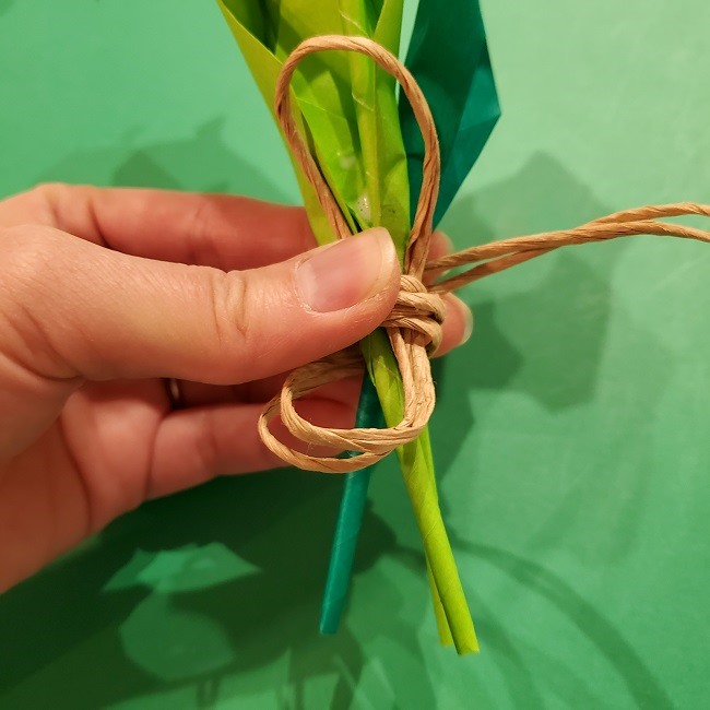折り紙の花束(子供にも!)立体的なチューリップブーケの作り方 (7)