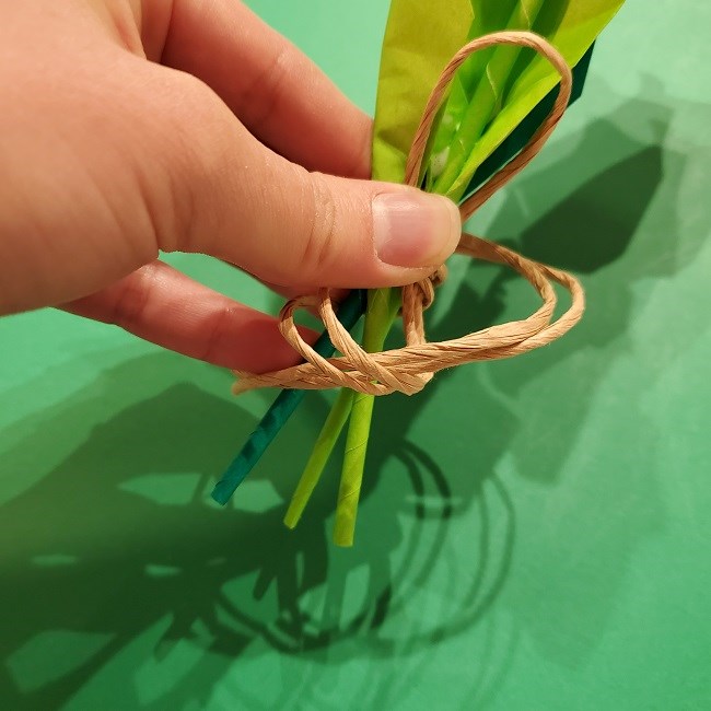 折り紙の花束(子供にも!)立体的なチューリップブーケの作り方 (8)