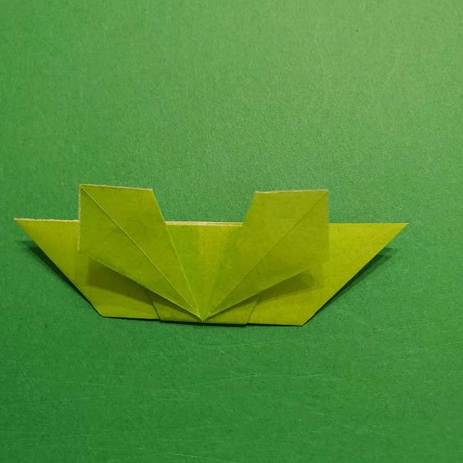 折り紙花リースの土台の作り方【葉っぱの壁飾り】 (22)