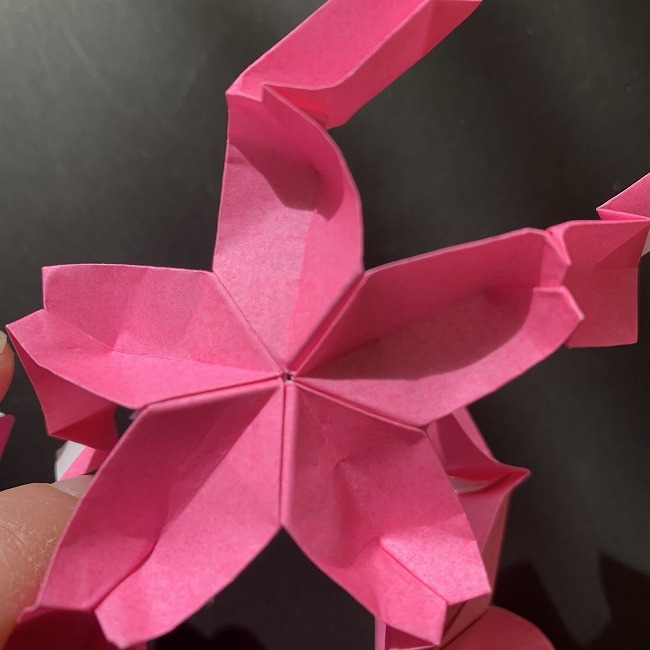 桜の折り紙 立体的なくす玉＊折り方作り方 (43)