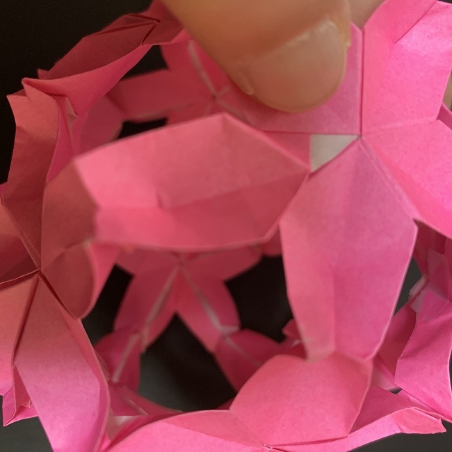 桜の折り紙 立体的なくす玉＊折り方作り方 (45)