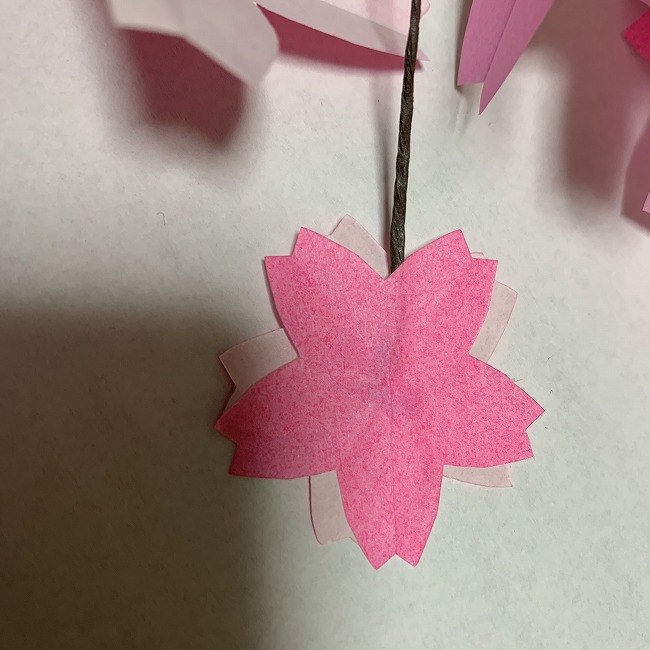 桜の装飾・折り紙ガーランドの作り方 (8)