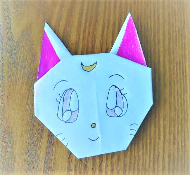 セーラームーン ルナの折り紙の折り方 アルテミスにも応用できちゃう作り方を紹介 子供と楽しむ折り紙 工作