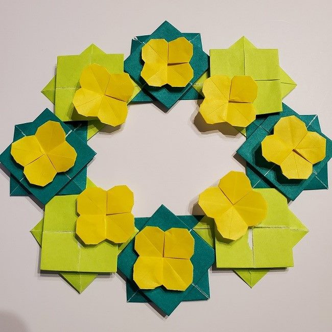折り紙の菜の花のリースの作り方 (4)