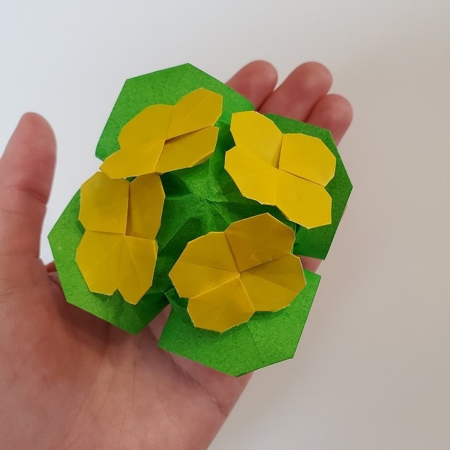 菜の花の折り紙は立体的でかわいい！春らしく簡単手作り♪