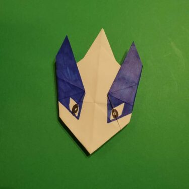 折り紙 スヌーピー 平面 の折り方 作り方 かわいい顔を作ってキャラクター遊びしよう 子供と楽しむ折り紙 工作