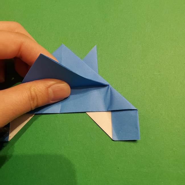 ポケモンの折り紙 リオルの折り方作り方(23)