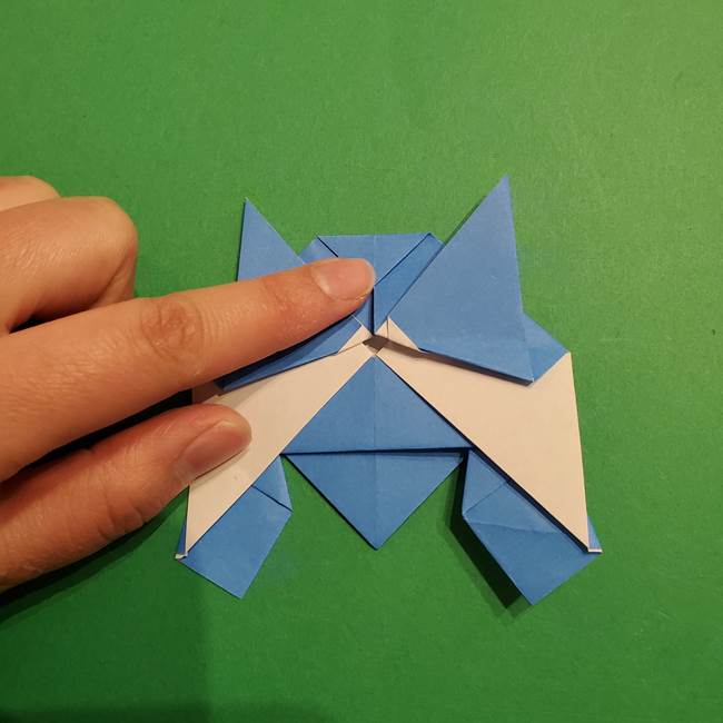 ポケモンの折り紙 リオルの折り方作り方(29)