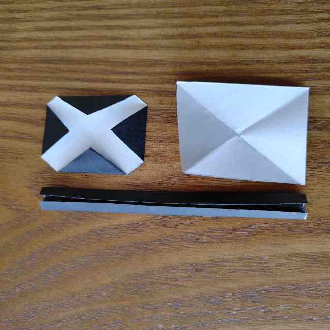 ミニオン 折り紙のメダルの作り方・折り方 (16)
