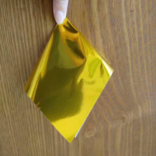 ミニオン 折り紙のメダルの作り方・折り方 (2)