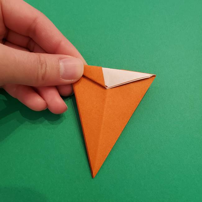 折り紙のアイスクリームコーン 立体的な折り方作り方1(21)