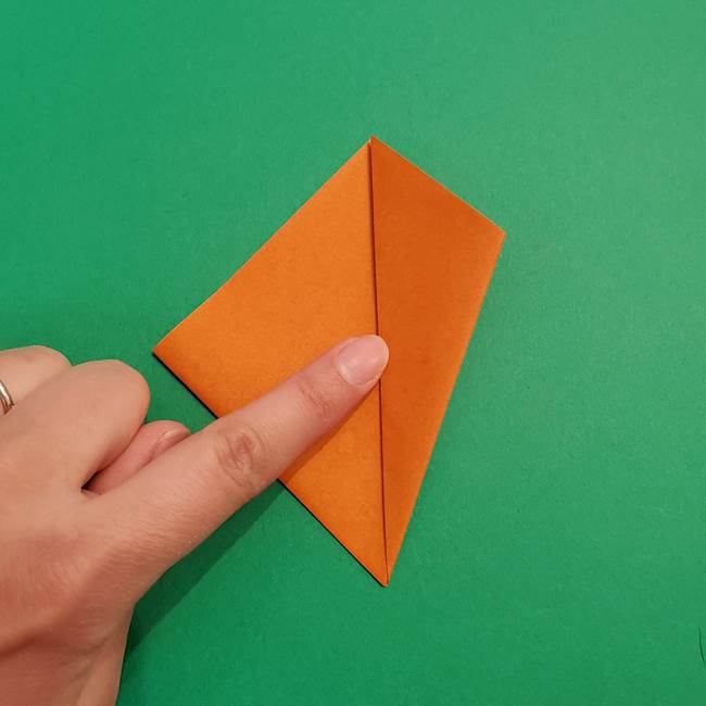 折り紙のアイスクリームコーン 立体的な折り方作り方1(9)