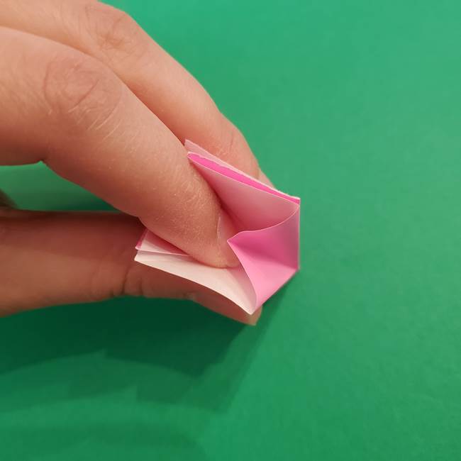 折り紙のアイスクリームコーン 立体的な折り方作り方2(15)