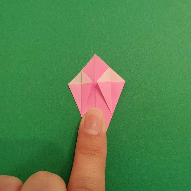 折り紙のアイスクリームコーン 立体的な折り方作り方2(23)