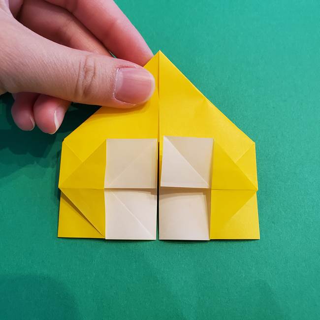 8月の折り紙 花火 12枚で作る作り方折り方 形が変化する立体的で豪華な夏飾り 子供と楽しむ折り紙 工作