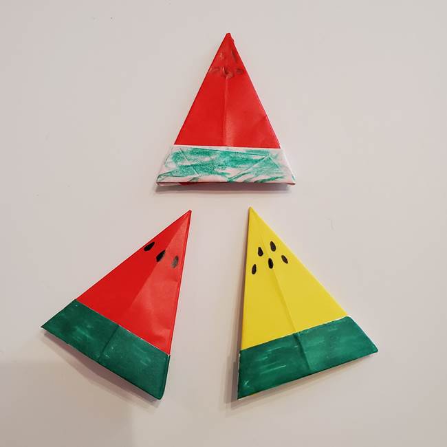 スイカの折り紙 両面とも三角になる作り方折り方(37)