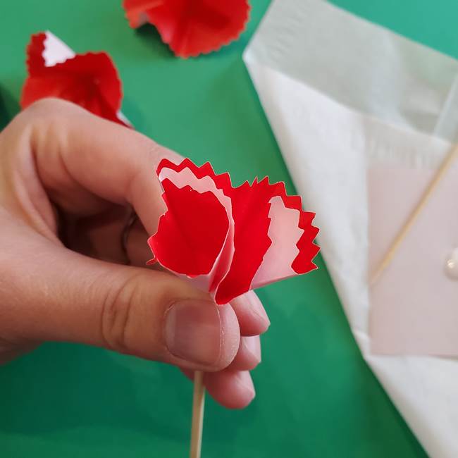 カーネーションの折り紙 本格的でリアルな花の作り方①花(27)