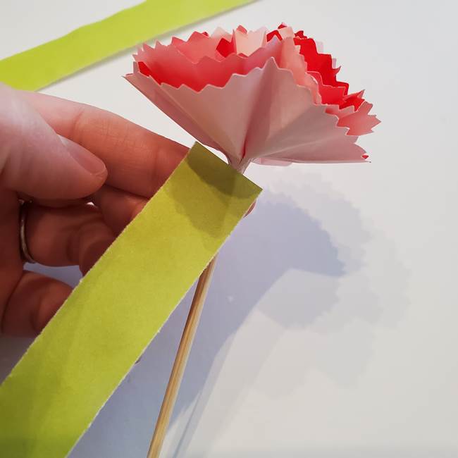 カーネーションの折り紙 本格的でリアルな花の作り方②茎(3)