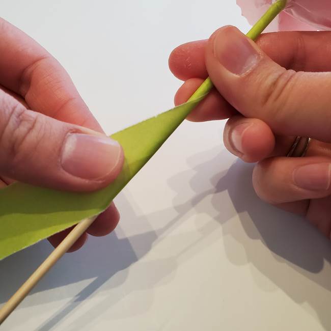 カーネーションの折り紙 本格的でリアルな花の作り方②茎(5)