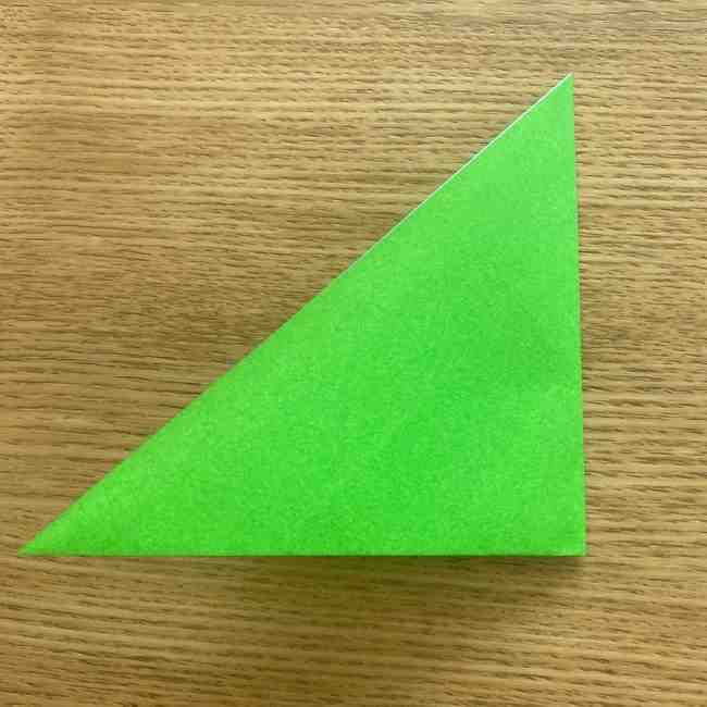 折り紙 パイナップルの簡単な作り方(葉の折り方) (3)