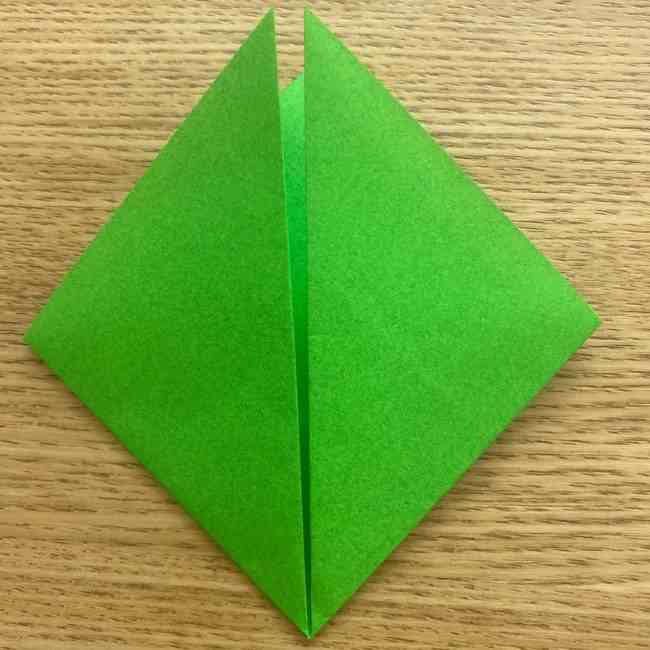 折り紙 パイナップルの簡単な作り方(葉の折り方) (5)