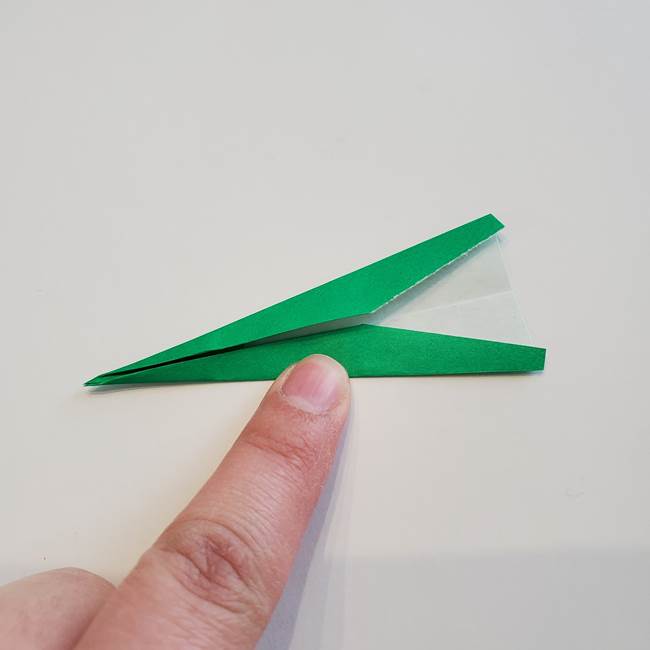 折り紙「カーネーションの葉っぱ」の折り方作り方①葉っぱ(10)