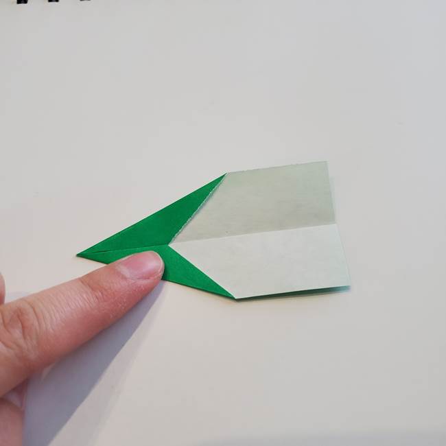 折り紙「カーネーションの葉っぱ」の折り方作り方①葉っぱ(9)