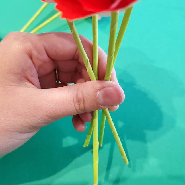折り紙でつくる母の日用の難しいカーネーションの立体花束の作り方(6)